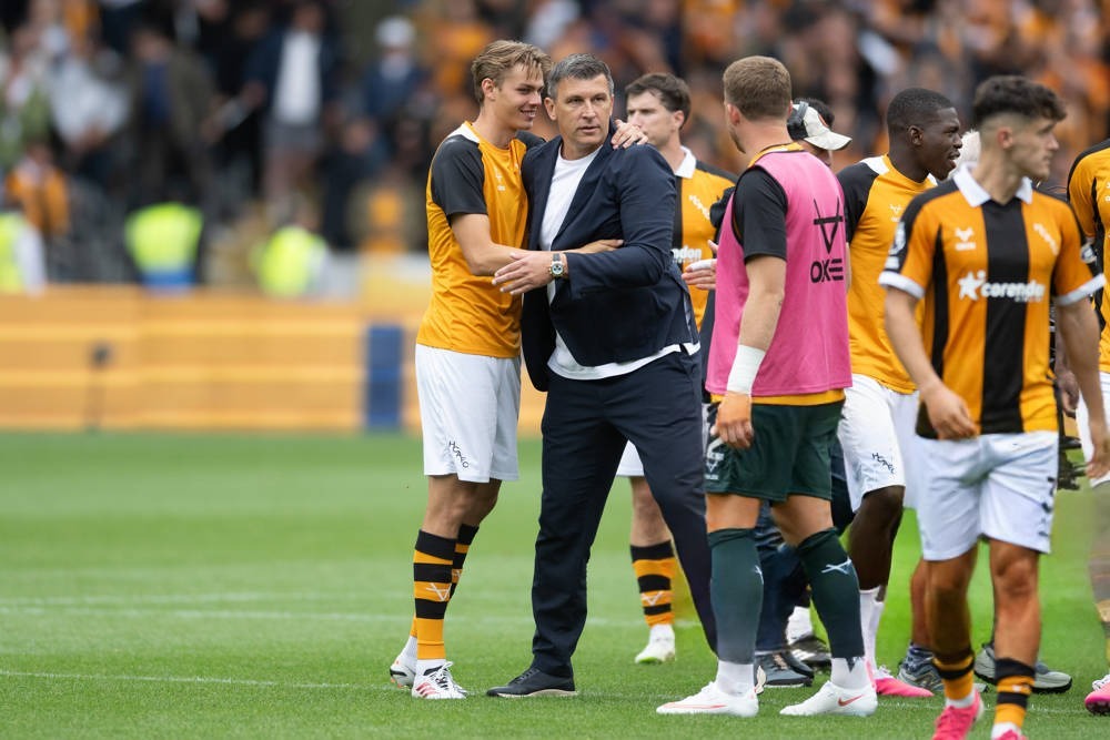 Hull City fans call out Joe Cole after shock win over Manchester United