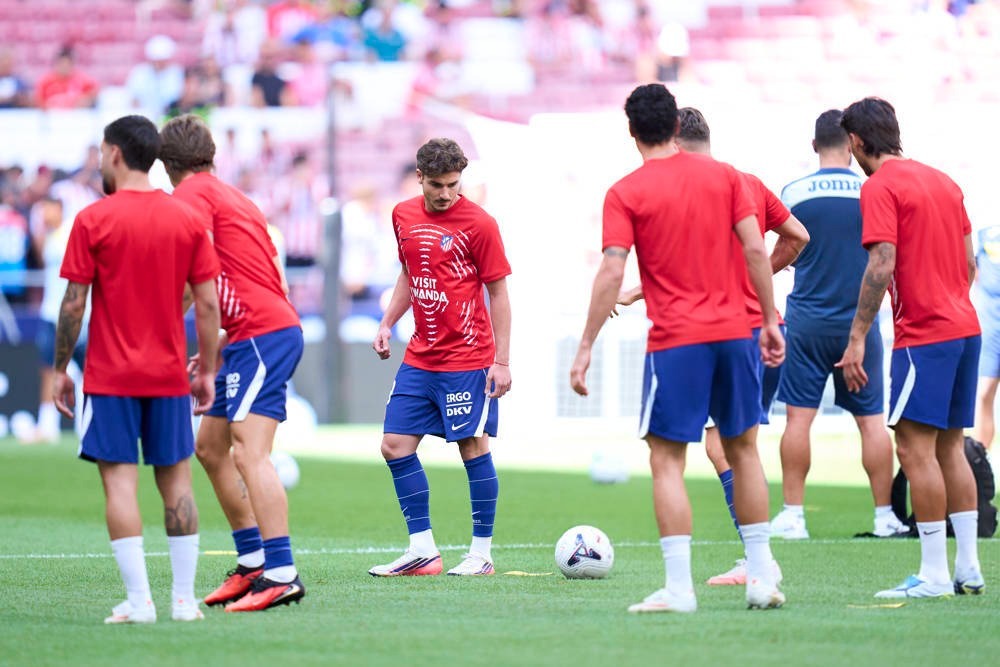 Fabrizio Romano warns Arsenal fans to get ready as Julian Alvarez transfer not impossible