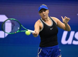 Amanda Anisimova embraces meme queen status with birthday surprise at US Open