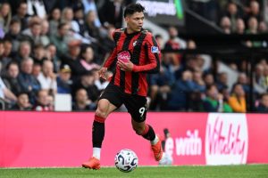 Arsenal and Manchester United track Bournemouth’s Evanilson priced at €65m