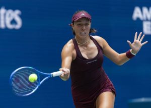 Jessica Pegula survives tough comeback to defeat Fernandez at us open