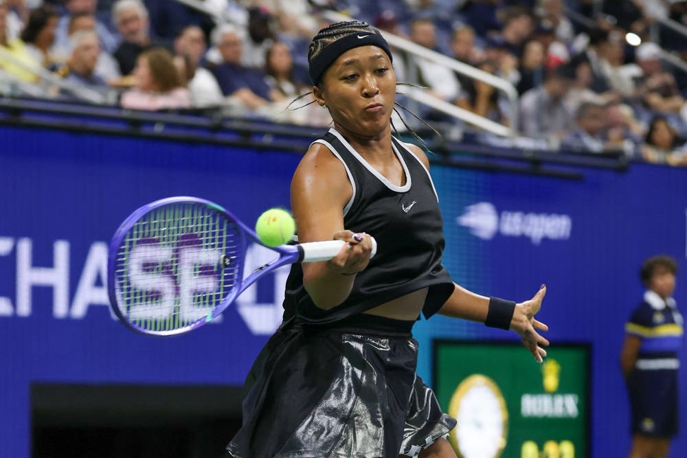 Naomi Osaka admits to tough coach talk amid bizarre crowd cheers for opponent at US Open