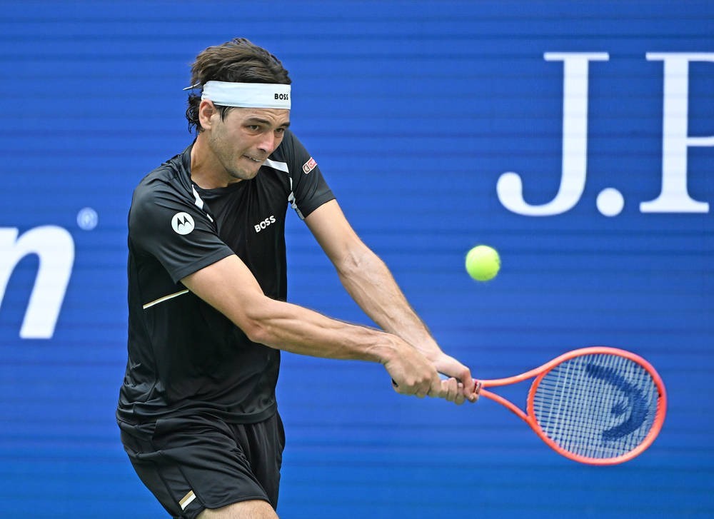Taylor Fritz dominates US Open early rounds with confident 6-0, 6-1, 6-1 win