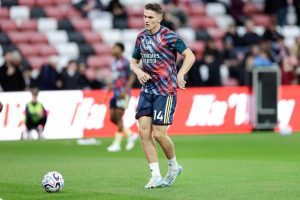 Former Arsenal striker questions mikel arteta’s tactics as viktor gyokeres struggles for minutes