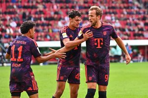 Harry Kane com duas assistências no empate do Bayern em Augsburgo