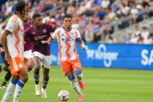 Ipswich close to signing Burnley midfielder Florentino in £16m deal