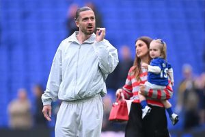Jack Grealish rejects man city preseason exit rumours as ‘poo
