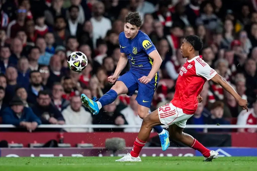 Jacobs exposes Julian Alvarez’s Man Utd transfer truth as Arsenal eyes dual attacker signings