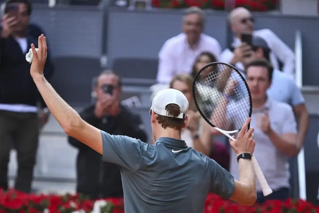 Jannik Sinner prepares for US Open after birthday and knee treatment in Montecarlo