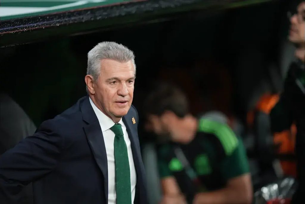 Javier Aguirre hands Mexico’s future to Rafa Márquez after World Cup exit