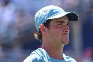 joao fonseca stuns stefanos tsitsipas amid court bounce controversy at canadian open