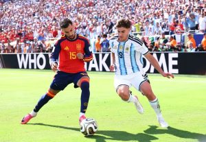 Julian Alvarez left with only Arsenal and PSG as transfer options after Barcelona deadline