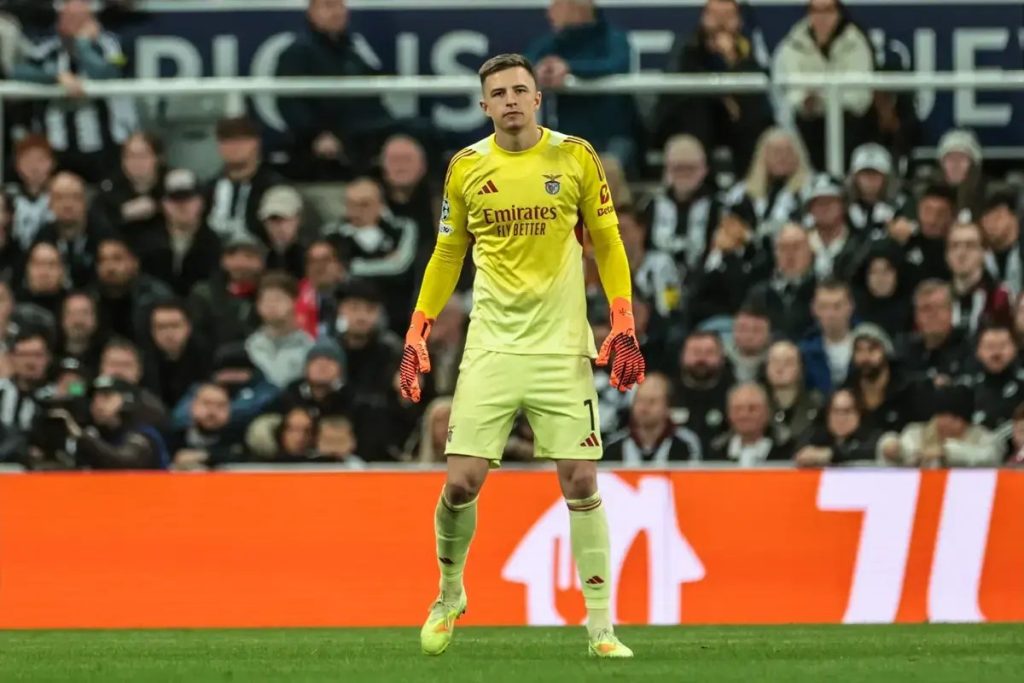 Juventus add Benfica’s anatoliy trubin to goalkeeper shortlist amid Martinez stall