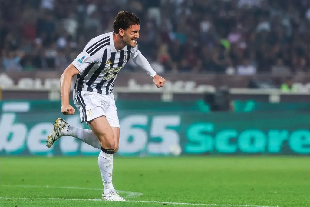 Juventus open to Dusan Vlahovic return but demand major wage cut and attitude change