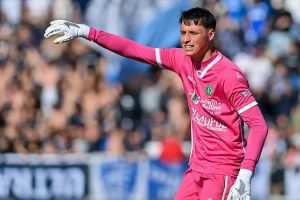 Juventus sell goalkeeper Daffara to Parma for €6m as Suzuki faces summer exit