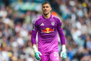 Karl Darlow leaves Leeds for Manchester United and calls it a special opportunity