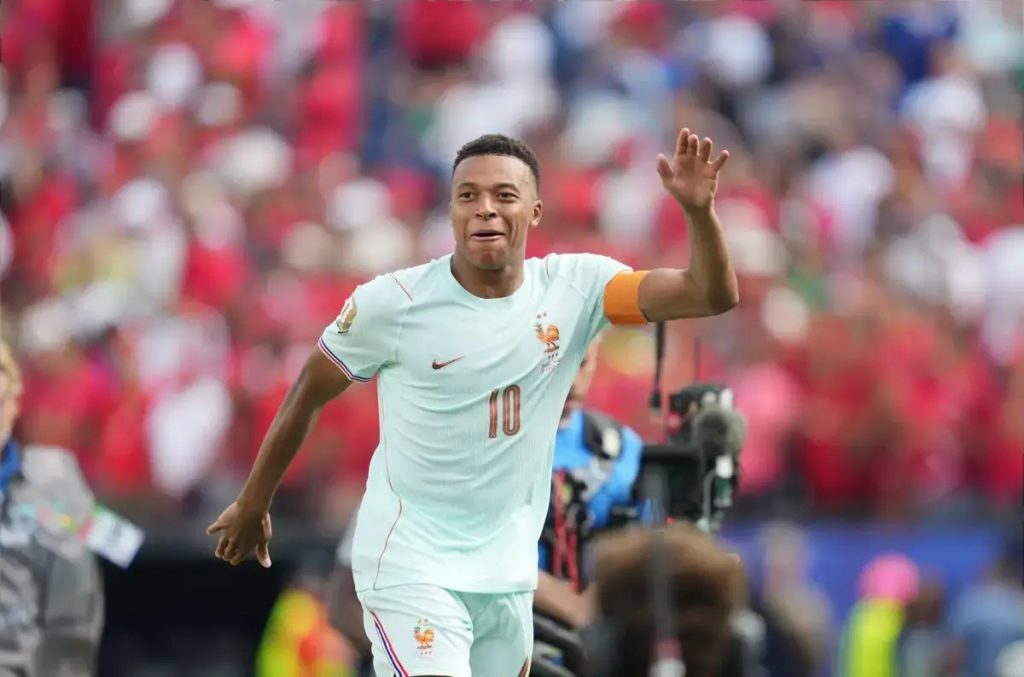 Kylian Mbappe rebounds from penalty miss to lead France past Morocco in World Cup quarter-final