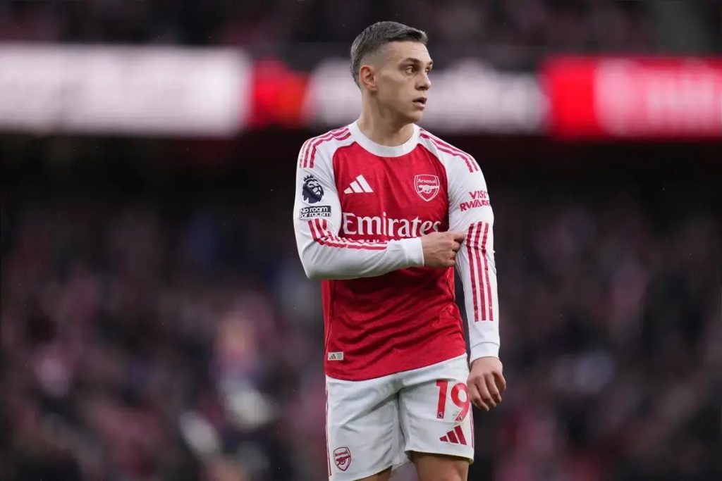 Leandro Trossard set to travel to Istanbul as Arsenal agree €20m Besiktas transfer
