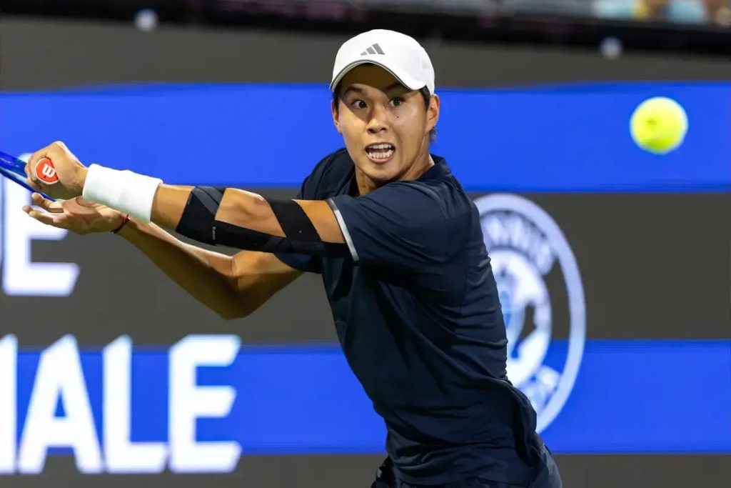 Learner Tien dominates Tommy Paul to reach Canadian Open last 16 with comedic net moment