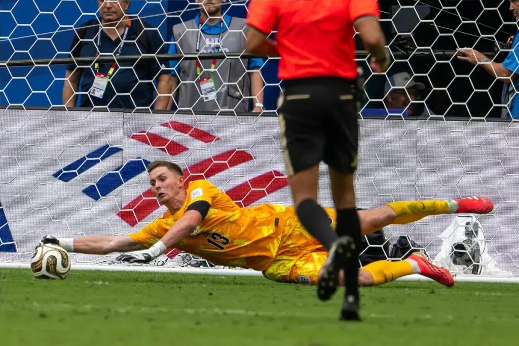 Leeds United secures James Trafford in €45m deal to solve goalkeeper crisis