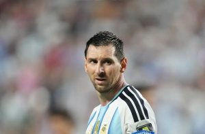 Lionel Messi breaks World Cup scoring record with brace in 2026 opener