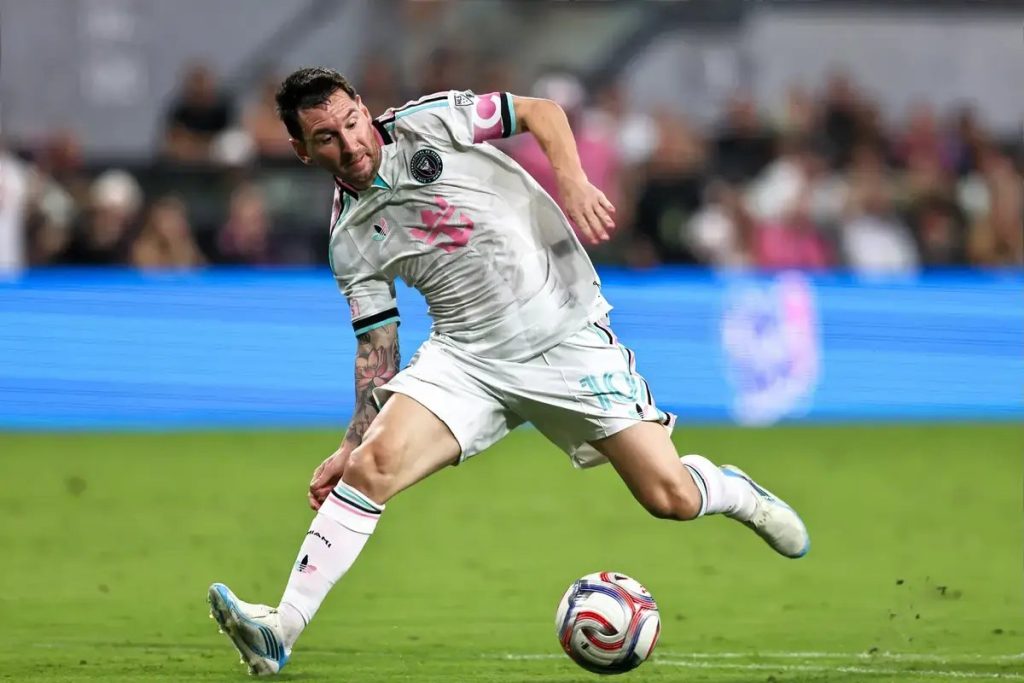 lionel messi returns to inter miami as match ends in 2-2 draw with columbus crew