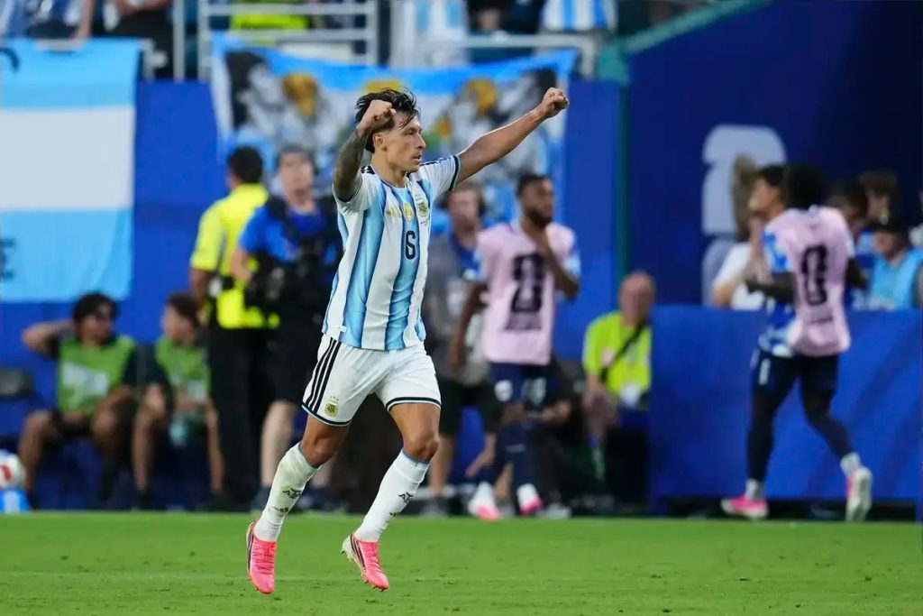 Lisandro Martinez rises from retirement doubts to lead Argentina at the World Cup