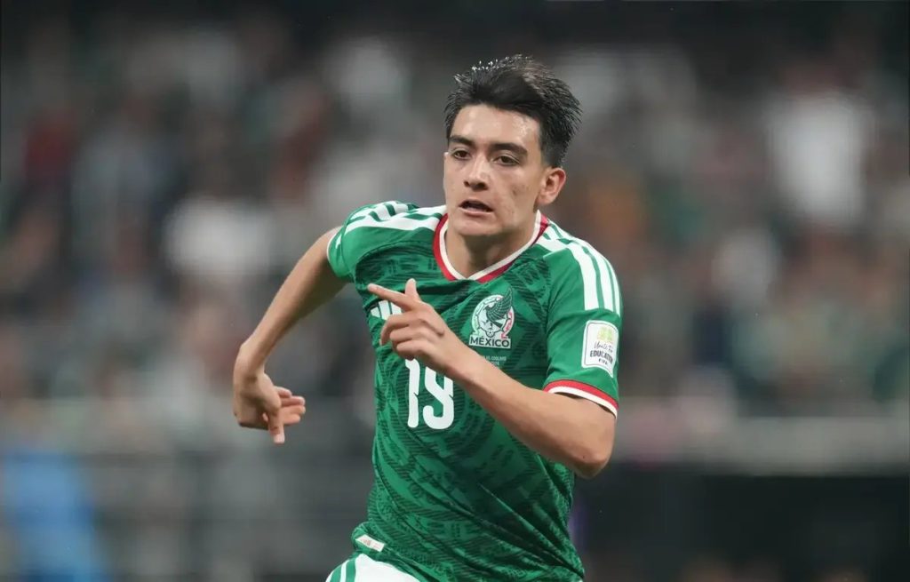 Liverpool and Arsenal battle to sign Mexico wonderkid Gilberto Mora from Club Tijuana