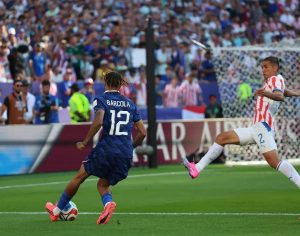 Liverpool and Arsenal target Bradley Barcola slammed for underwhelming France World Cup display