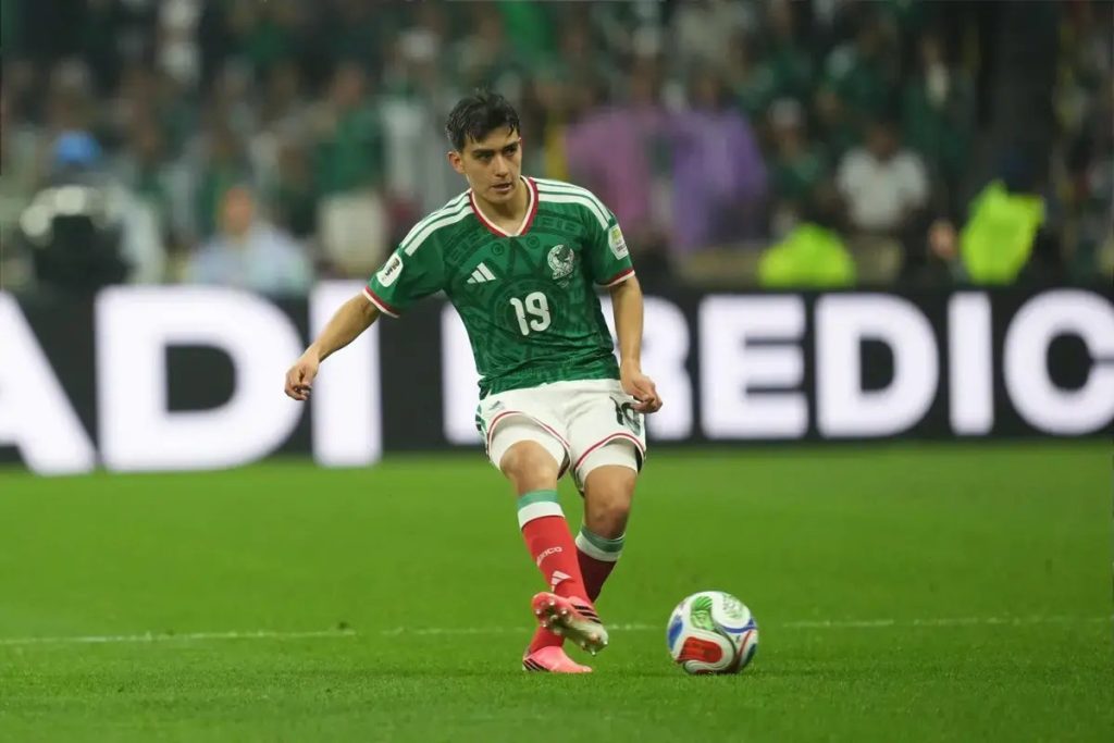 Liverpool make formal enquiry for Gilberto Mora after Mexico World Cup breakthrough