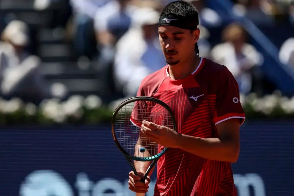 Lorenzo Sonego dominates Juncheng Shang to reach second round at Cincinnati Masters