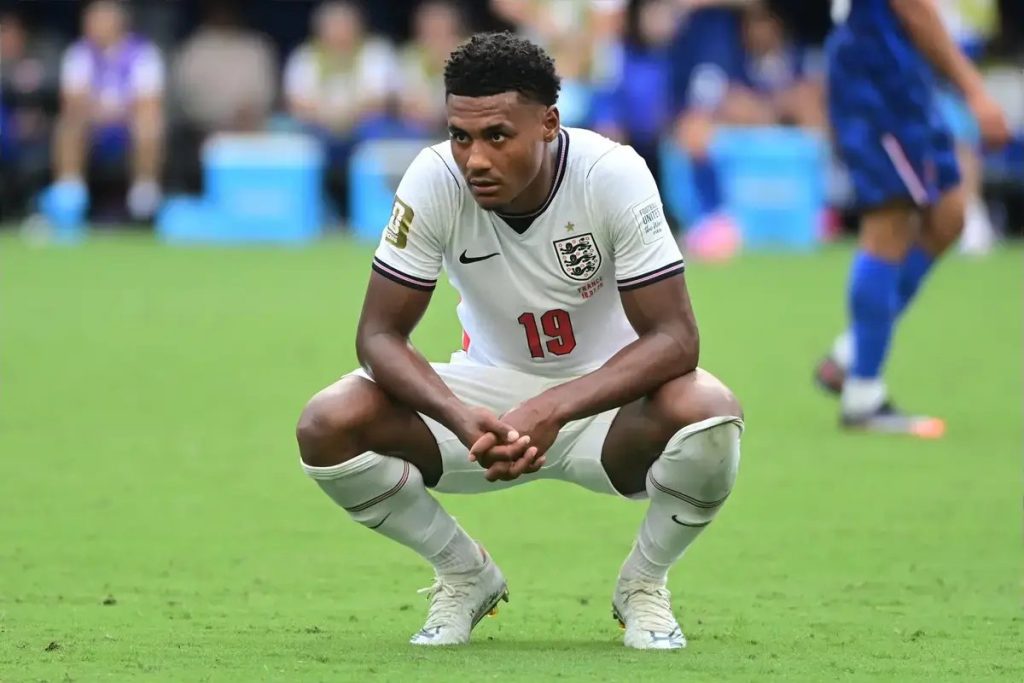 Man United and Arsenal both target Aston Villa striker Ollie Watkins with £40m valuation