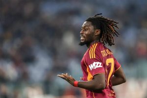 Man United gain financial boost as Roma hints at Manu Kone sale