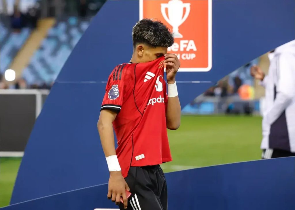 Man Utd prospect JJ Gabriel faces new training ground ban amid Premier League rules