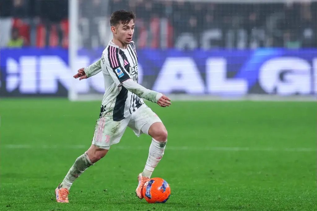 Man Utd told to offer £60m for Juventus star as Ornstein names two main transfer priorities