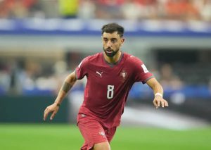 manchester united confirm bruno fernandes will stay amid transfer rumours