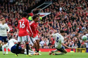 Manchester United open to loaning Joshua Zirkzee to Juventus amid talks