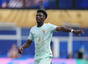 Manchester United ready to advance talks for Real Madrid star Aurelien Tchouameni