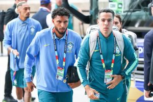 Manchester United withdraw from €45m Ederson deal over knee concerns
