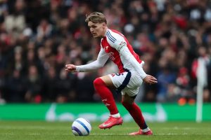 Martin Odegaard set to stay at Arsenal despite Galatasaray transfer claims
