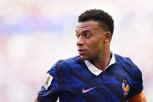Mbappe sets World Cup goal record as France fall to England in 6-4 thriller