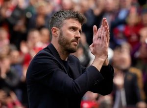 Michael Carrick demands third midfielder signing amid Man United summer transfers
