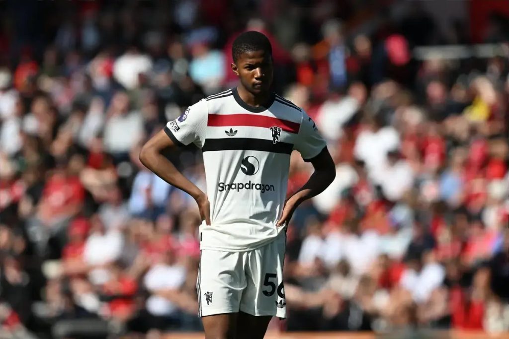 Michael Carrick poised to loan out Man United teen striker Chido Obi-Martin in 2026