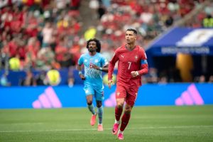 Michael Owen predicts Cristiano Ronaldo will silence critics at 2026 World Cup