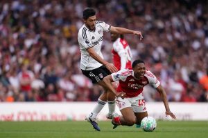Mikel Arteta confirms myles lewis-skelly will stay at arsenal despite man united interest