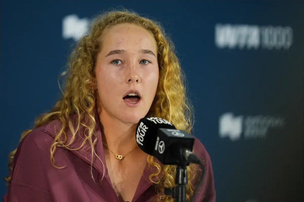 Mirra Andreeva stunned as Andy Roddick reveals iconic serve was fake in Powerade commercial