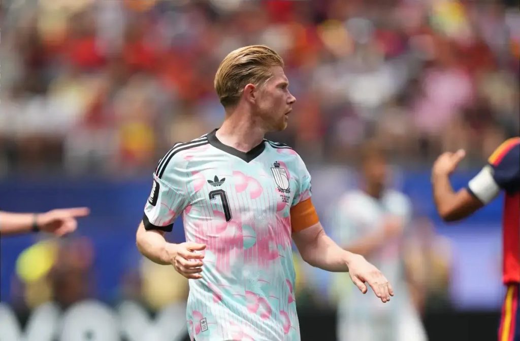 Napoli sports director confirms Kevin de bruyne stays despite tensions