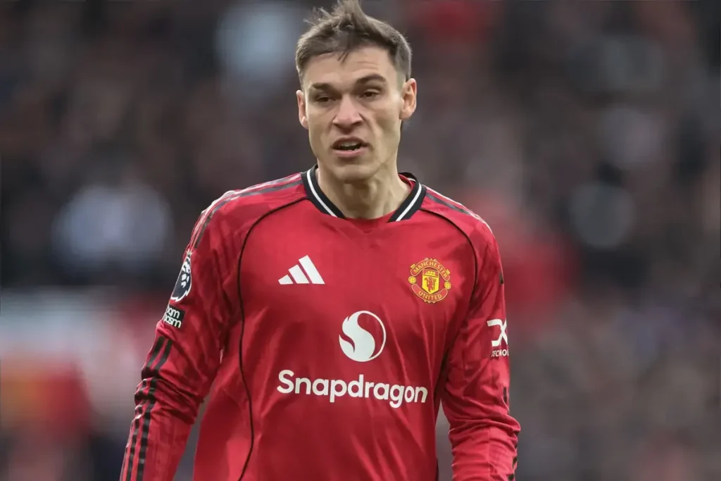 Man United ready to cut losses on Manuel Ugarte as Carrick demands midfield overhaul