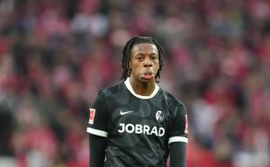 Newcastle prepares official bid to seal Johan Manzambi transfer within 24 hours