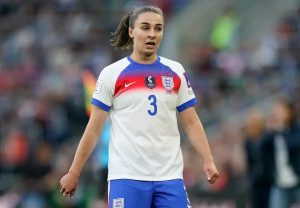 Niamh Charles signs three-year deal with Man City after Chelsea exit
